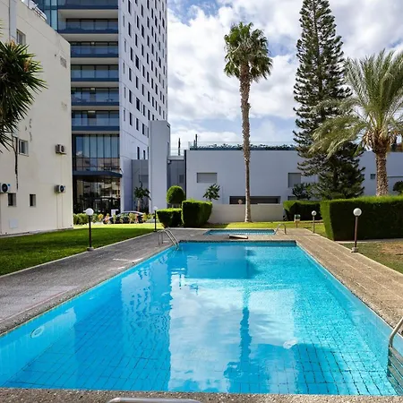 Luxury Close To The Beach, Shared Pool - Christine Complex * Limassol